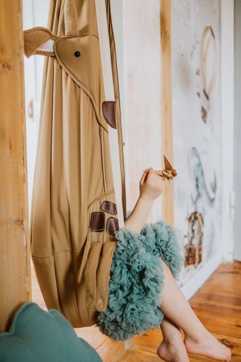 kokon do pokoju dziecka żyrafka