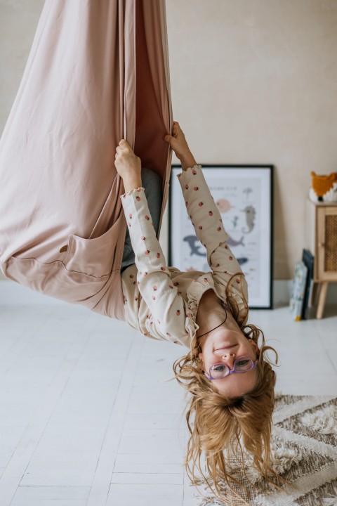 kokon huśtawka sensoryczna dla dzieci